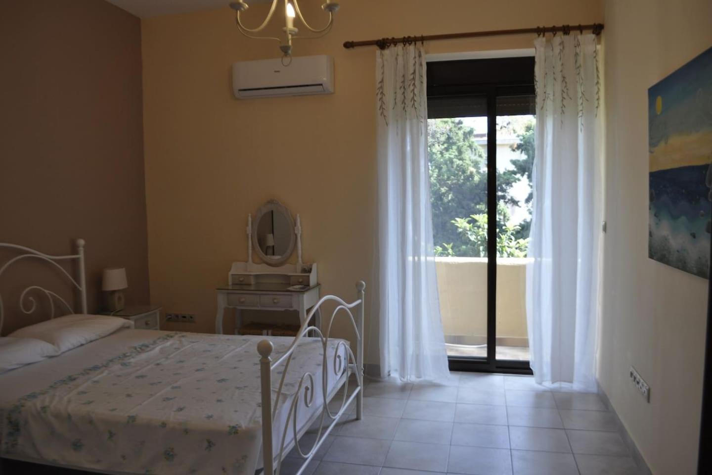 Park House -Beside The Medieval Town Of Rhodes Rhodes City Екстер'єр фото
